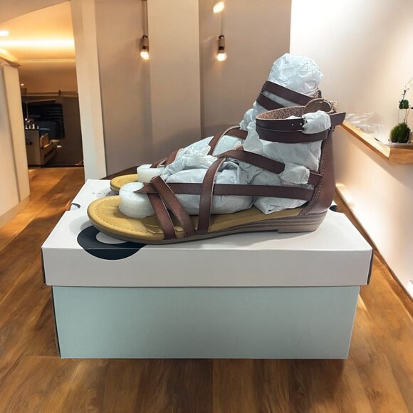 SO® Strappy Gladiator Women's Sandals, Size 6, New - Picture 3 of 10